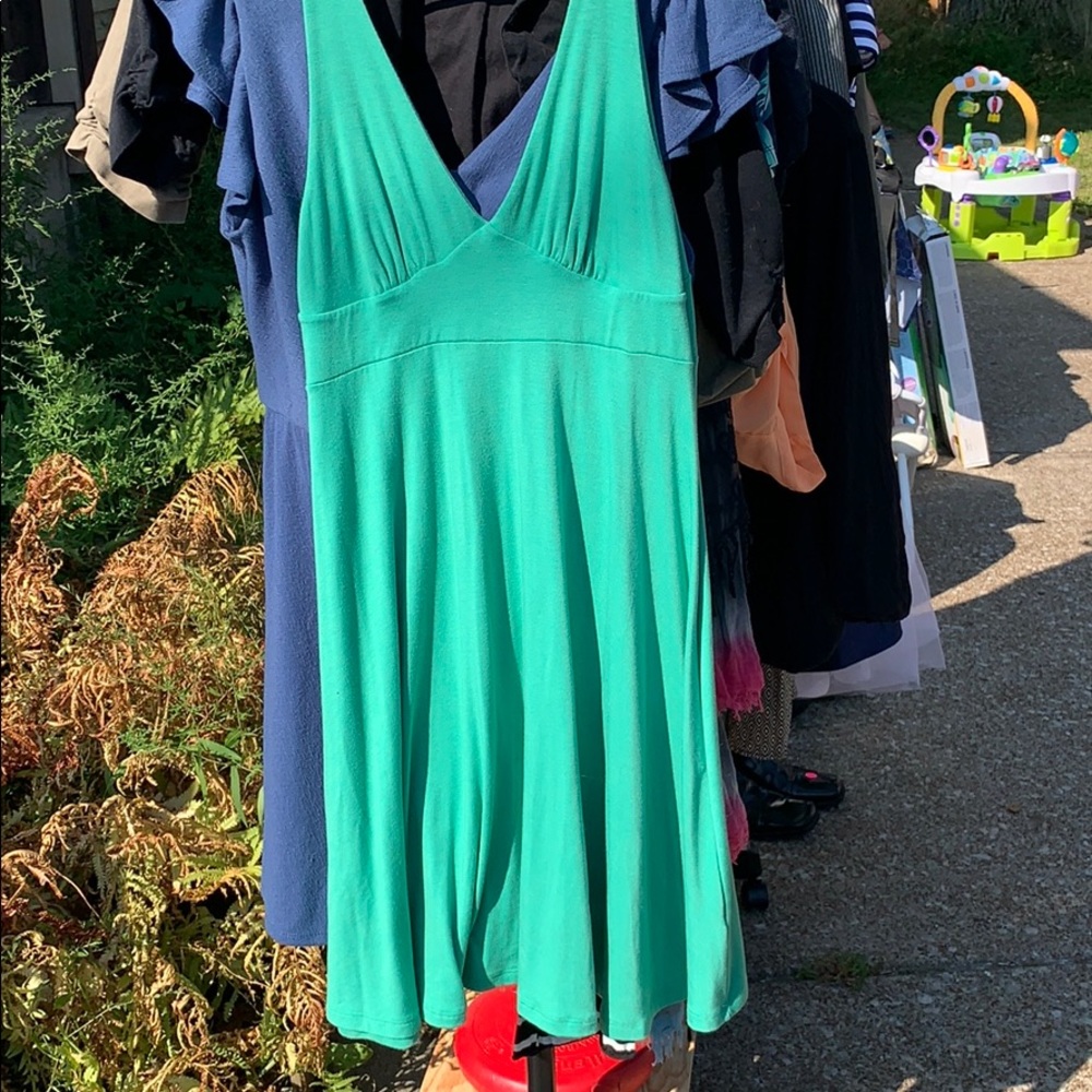 Green fitted dress